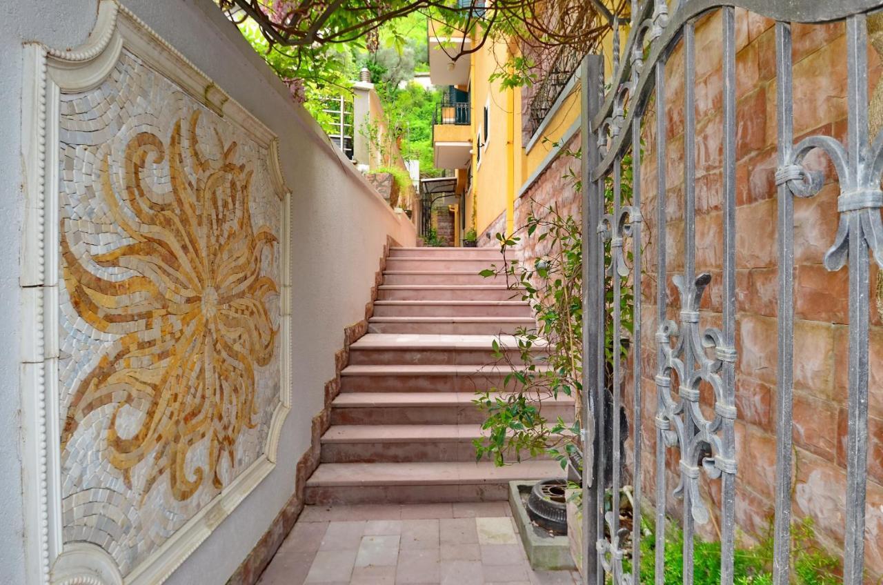 Hotel Meduza Bečići Exterior foto